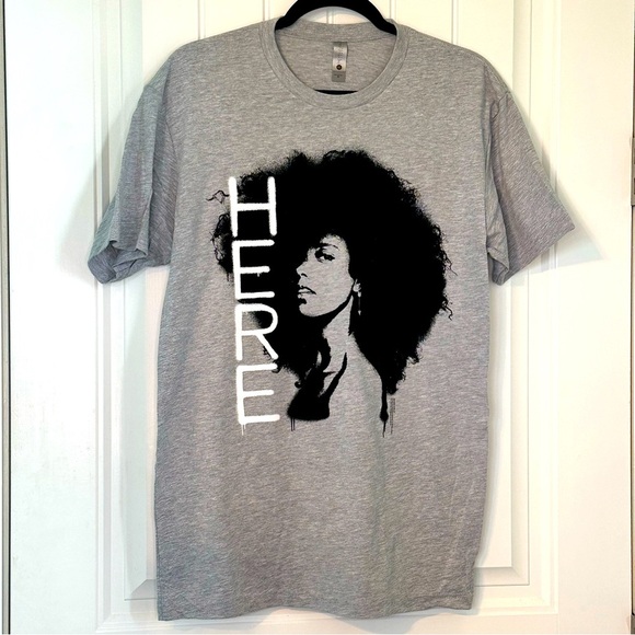 Alicia Keys NEW band tee MEDIUM Gray - Picture 1 of 5
